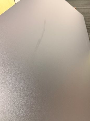 yodogawa_office-desk-takeover_surface-scuff07-display.jpg